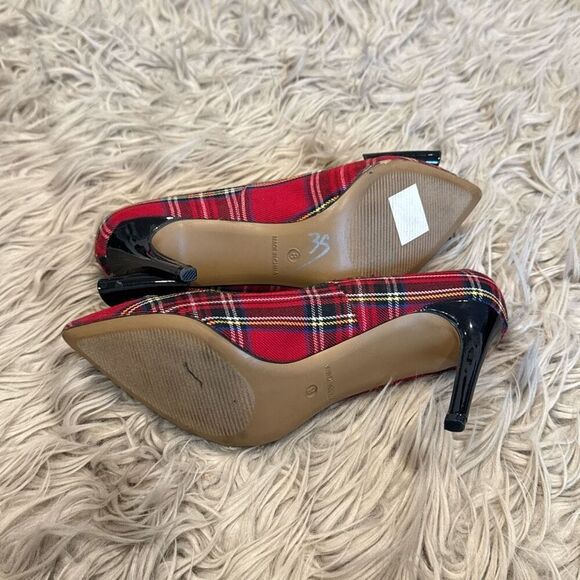 Betsey Johnson Red Plaid Heels with Black Bow - Picture 5 of 7